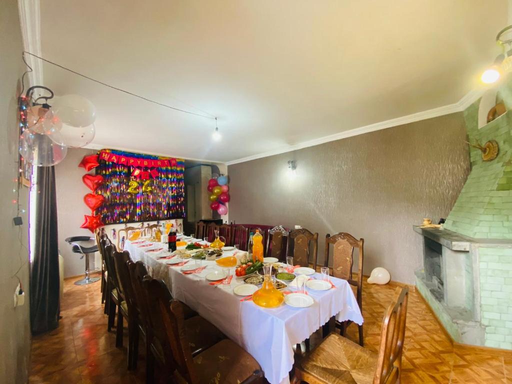 Guest House Khatuna room 3