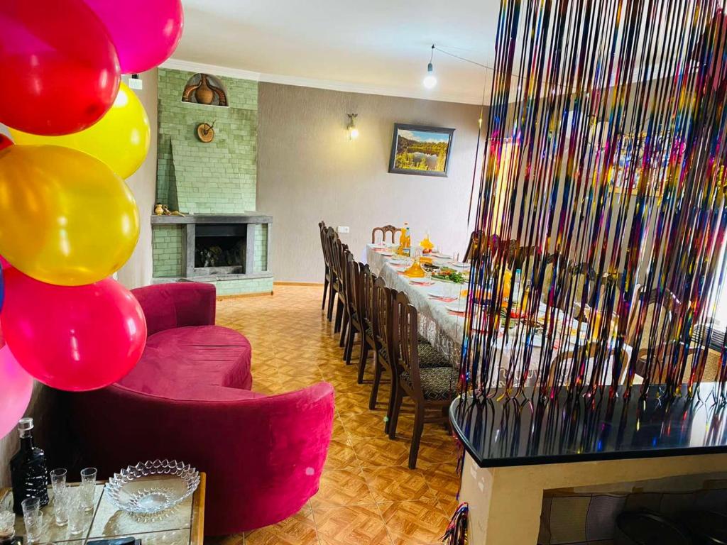 Guest House Khatuna room 4