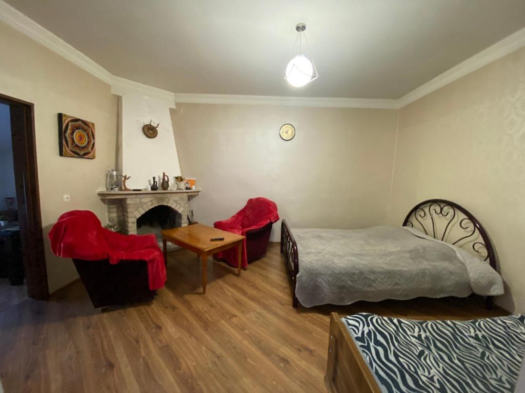 Guest House Khatuna room 5